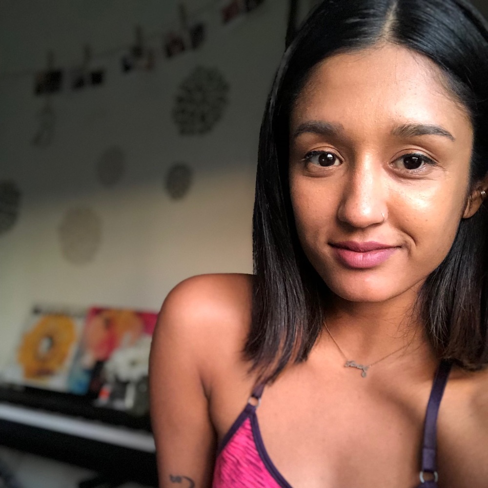 Meet your Posher, Brittni